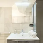Style And Comfort In The Heart Of The *
