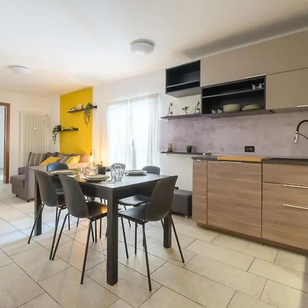 Style And Comfort In The Heart Of The Appartement *