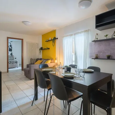 Style And Comfort In The Heart Of The *