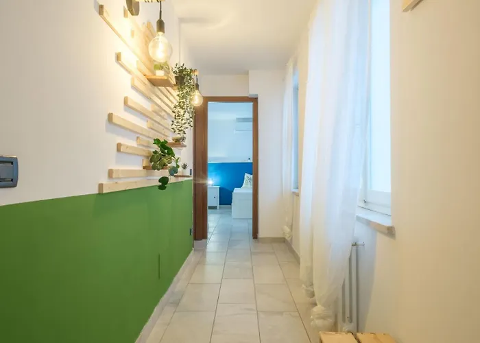 Style And Comfort In The Heart Of The *