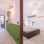 Style And Comfort In The Heart Of The 아파트